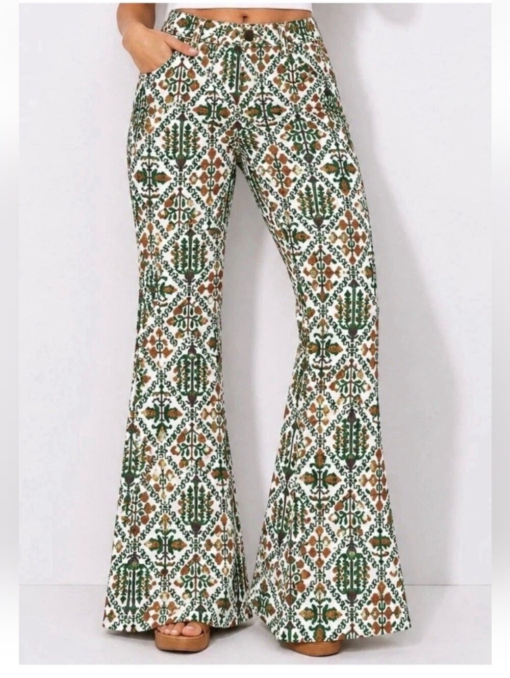 Wrangler High Rise Fierce Flare Jeans Vintage Garden Southwestern Floral Sz12x32